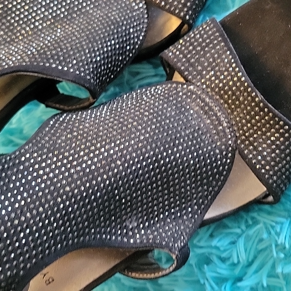 G by Guess Black Studded Stilettos Size 9.5 - Picture 3 of 8